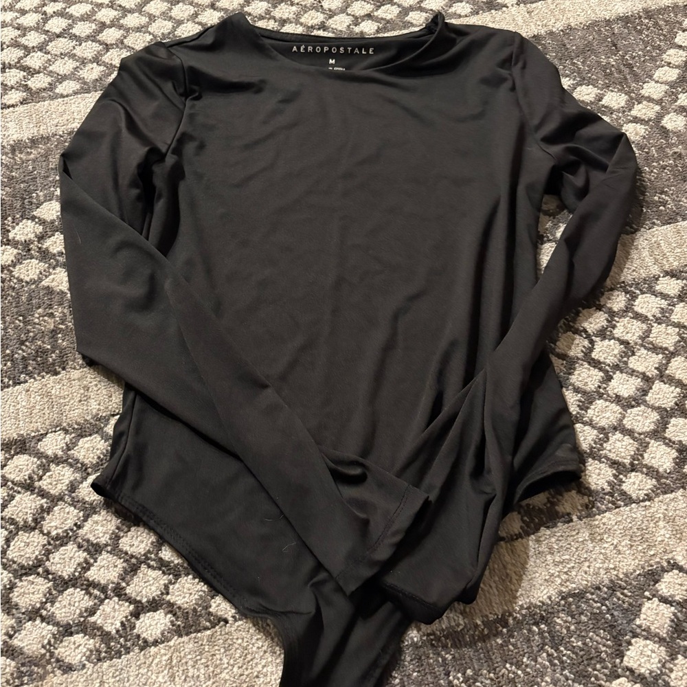 Aeropostale Women's Elegant Black Long Sleeve Tee
